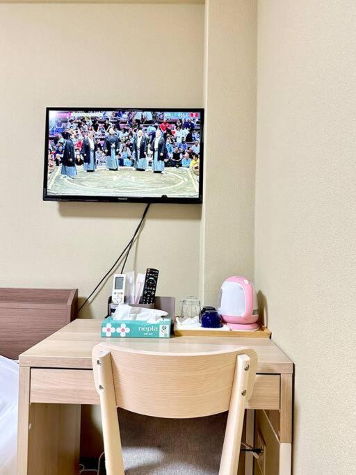 Apartment 103号室花園町駅と萩之茶屋駅各2分ベット2台専用バスルーム付きアクセス抜群